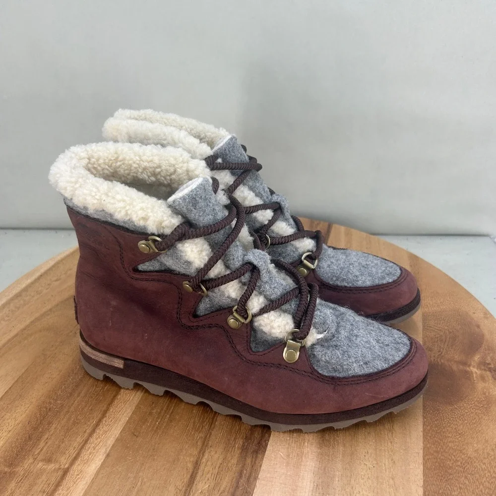 Sorel Ainsley Conquest Boots Womens 6.5 Burgundy Leather Felt NL3287-908